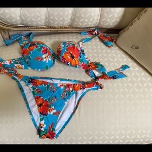 Triumph Swim top and bottom